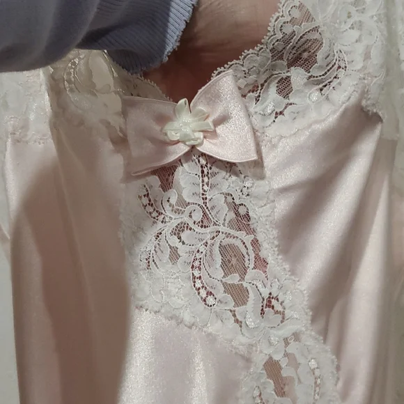 Vintage Christian Dior Elegant Pink Satin Nightgown With Asymmetrical Lace & Bow - Picture 3 of 16